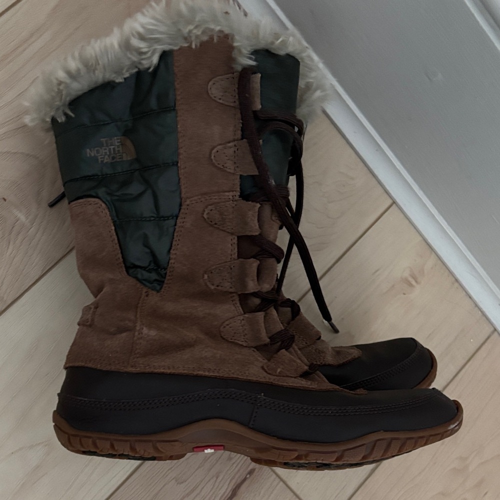 The North Face Women's Green & Brown